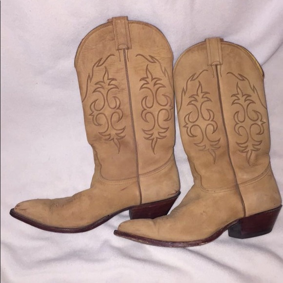 Cowgirl Boots! - Picture 2 of 7